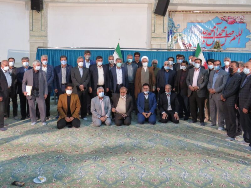 گزارش تصویری نشست صمیمانه صنعتگران و فعالان اقتصادی با آیت الله اعرافی