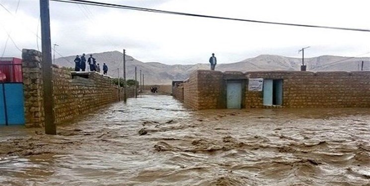 اعزام تیم امدادی شهرک صنعتی جهان آباد به روستای سیل زده نیوک