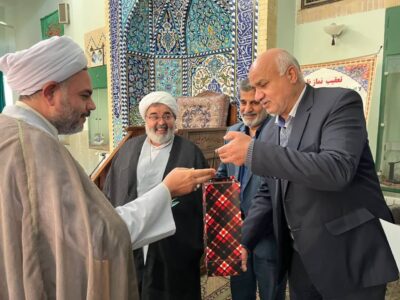 تجلیل از فعالان و خادمان فریضه نماز درشهرک صنعتی جهان آباد میبد+گزارش تصویری