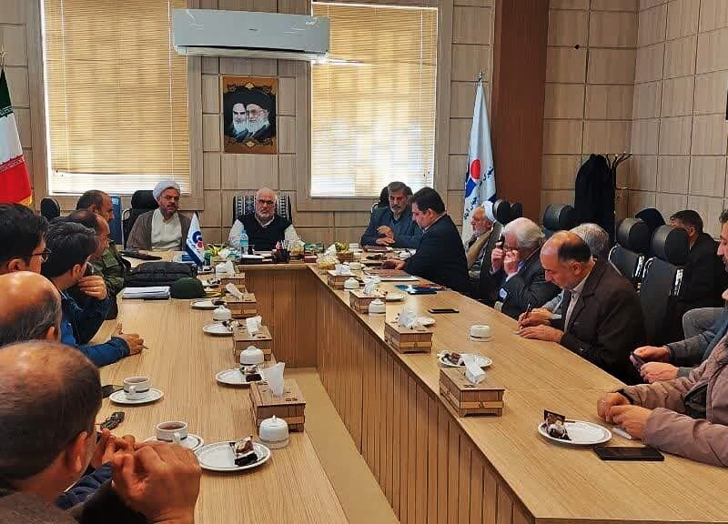 نشست هماهنگی گرامیداشت ایام ا…دهه فجر در شهرک صنعتی برگزار شد.