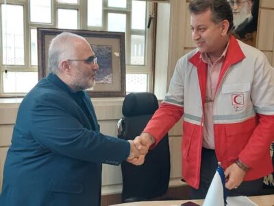 امضا تفاهمنامه همکاری بین  شهرک صنعتی جهان آبادمیبد با هلال احمر