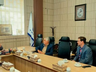 دیدار رئیس جدید کمیته امداد شهرستان میبد با دکتر ماندگاری