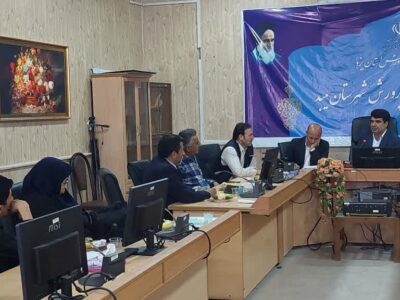 تقدیر و تشکر رئیس اداره آموزش و پرورش میبد از صنعت و صنعتگران شهرستان