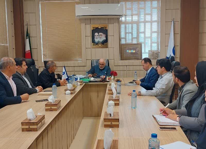 گرامیداشت هفته زمین پاک در خانه محیط زیست شهرک صنعتی جهان آباد میبد