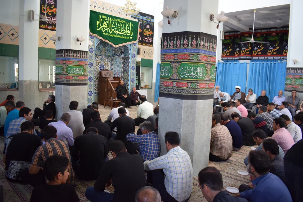 گزارش تصویری از چهارمین روز مراسم روضه خوانی سنتی دهه اول صفر در مسجد النبی شهرک صنعتی جهان آباد میبد