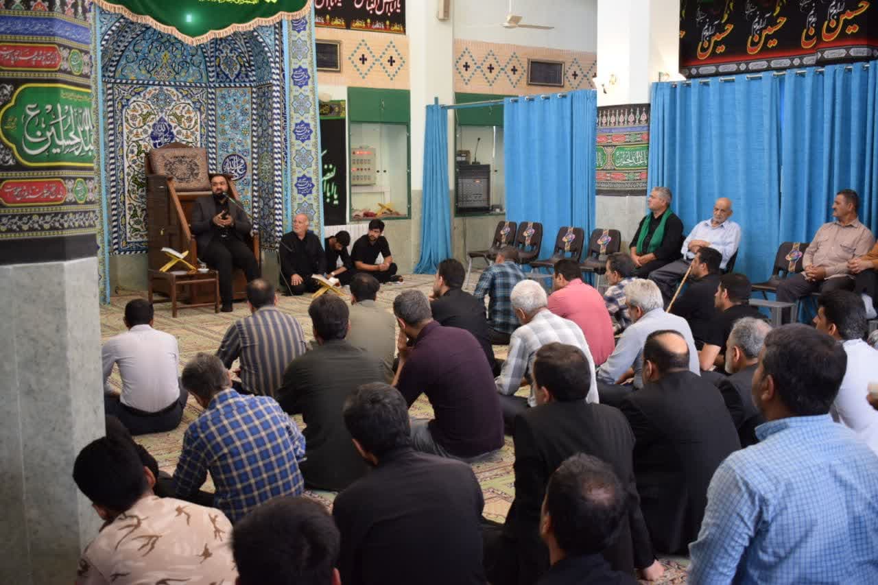 روضه خوانی سنتی دهه اول صفر در مسجد النبی شهرک صنعتی جهان آباد از دریچه دوربین
